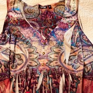 Apt 9 ladies sleeveless shirt. NWOT